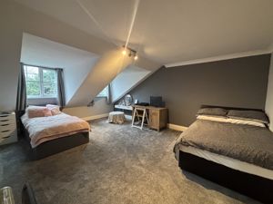 Photo 8- click for photo gallery